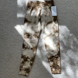 Lululemon warm down joggers
